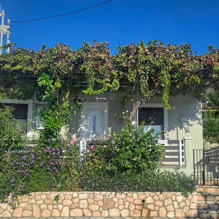 Ritsa House