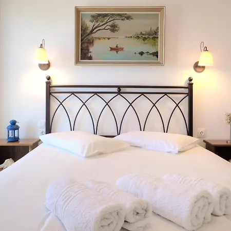 Ritsa House בית נופש *