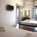 Ritsa House בית נופש איה אפימיה