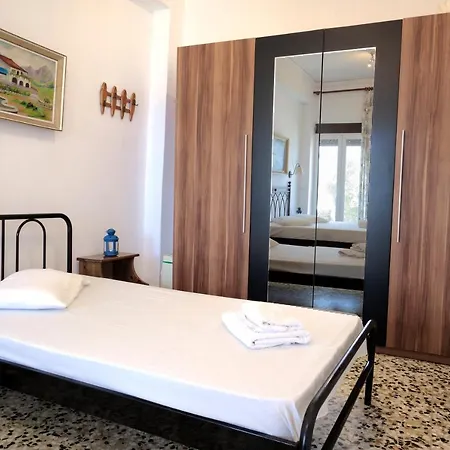 Ritsa House * Айя-Евфимия